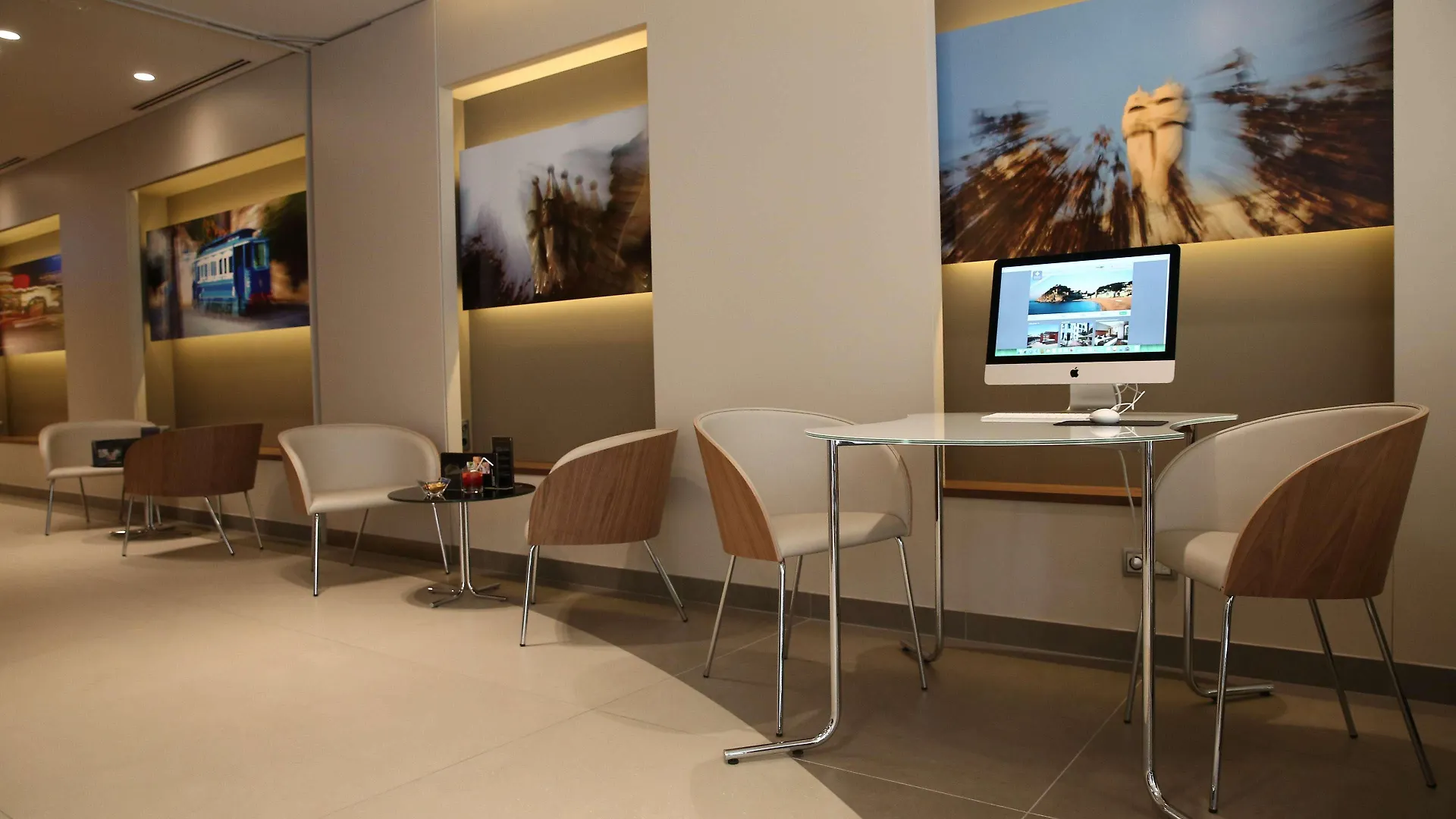 Best Western Premier Hotel Dante Barcelona 4*,