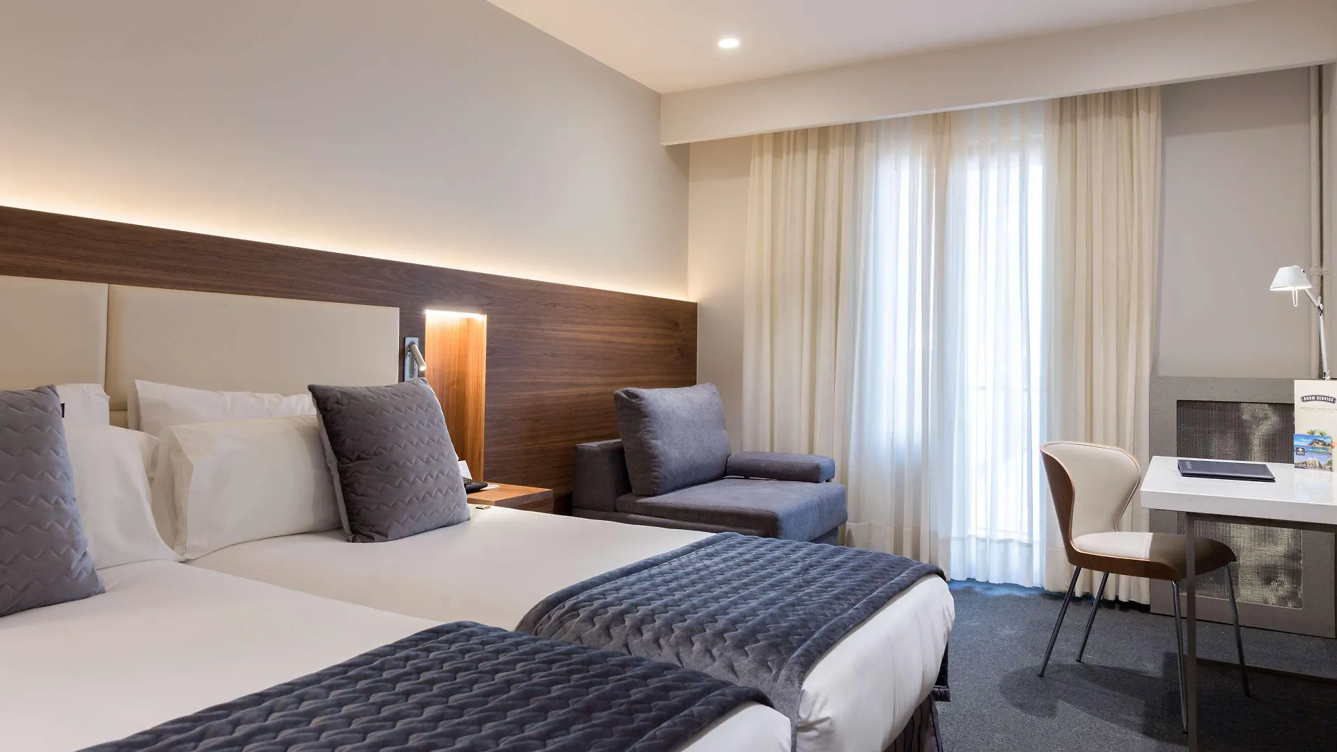 Best Western Premier Hotel Dante Barcelona