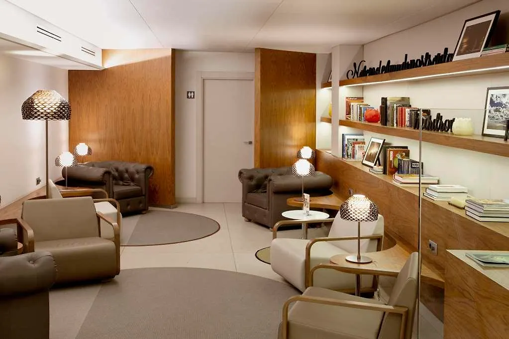 Best Western Premier Hotel Dante Barcelona 4*,