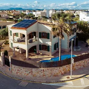 https://mallorca-finca-haus-mit-pool-direkt-am-meer-es-trenc-1a-lage.balearic-islands.net