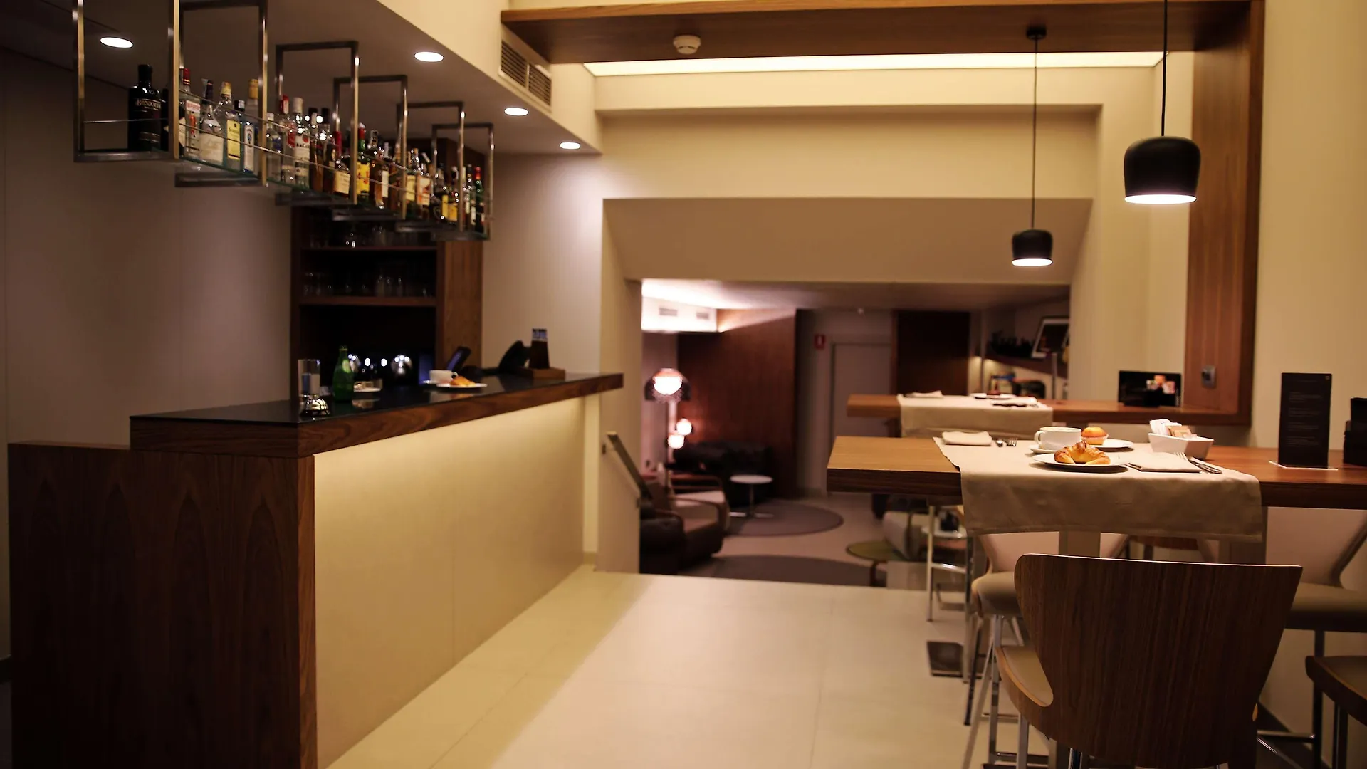 ****  Best Western Premier Hotel Dante Barcelona Spain