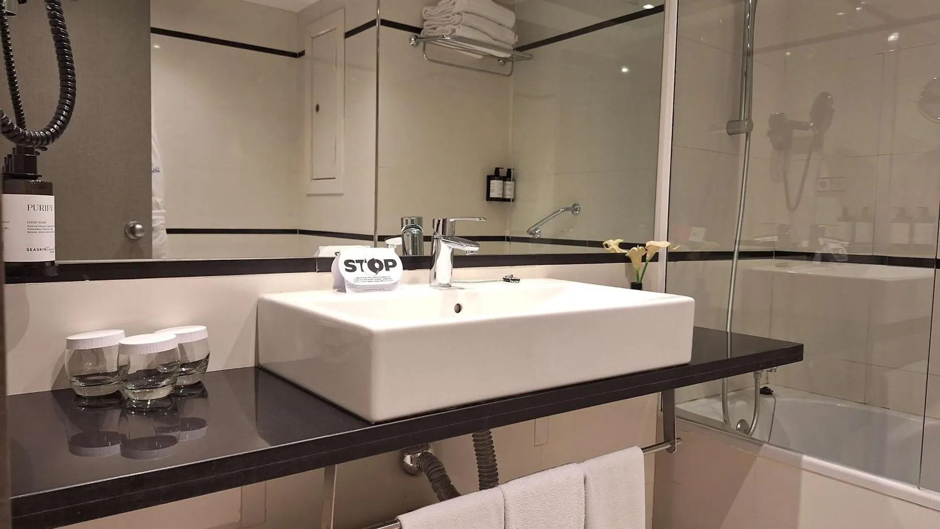 Best Western Premier Hotel Dante Barcelona 4*,  Španělsko