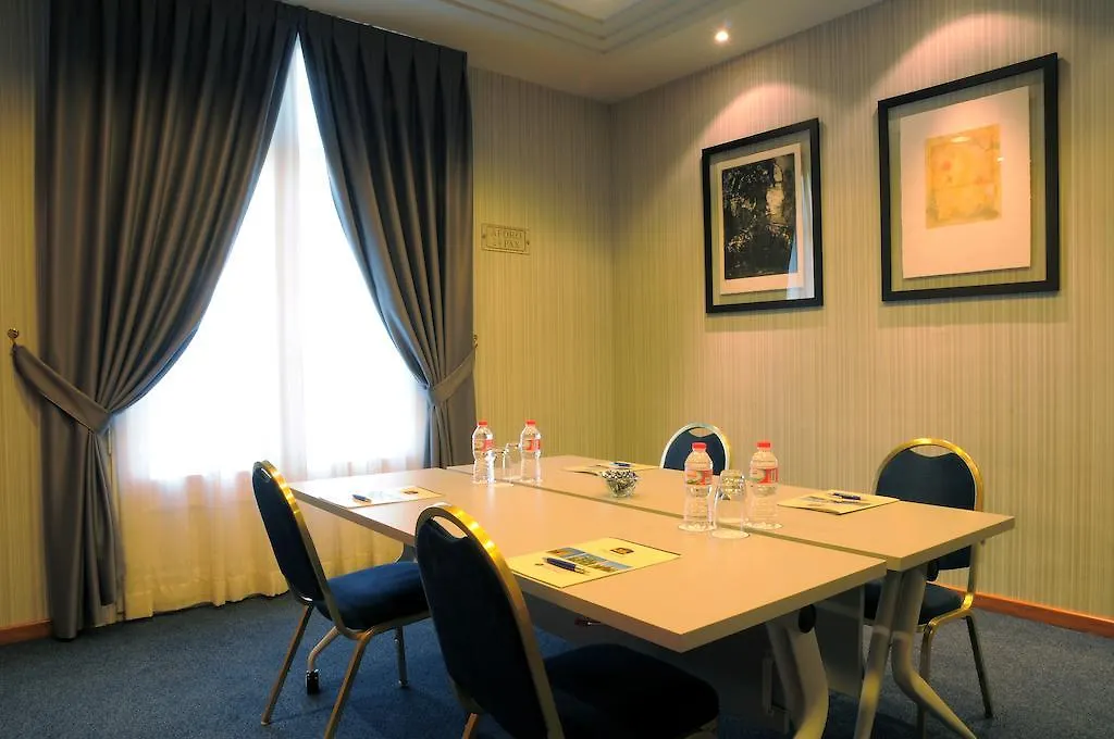 Best Western Premier Hotel Dante Barcellona 4*,